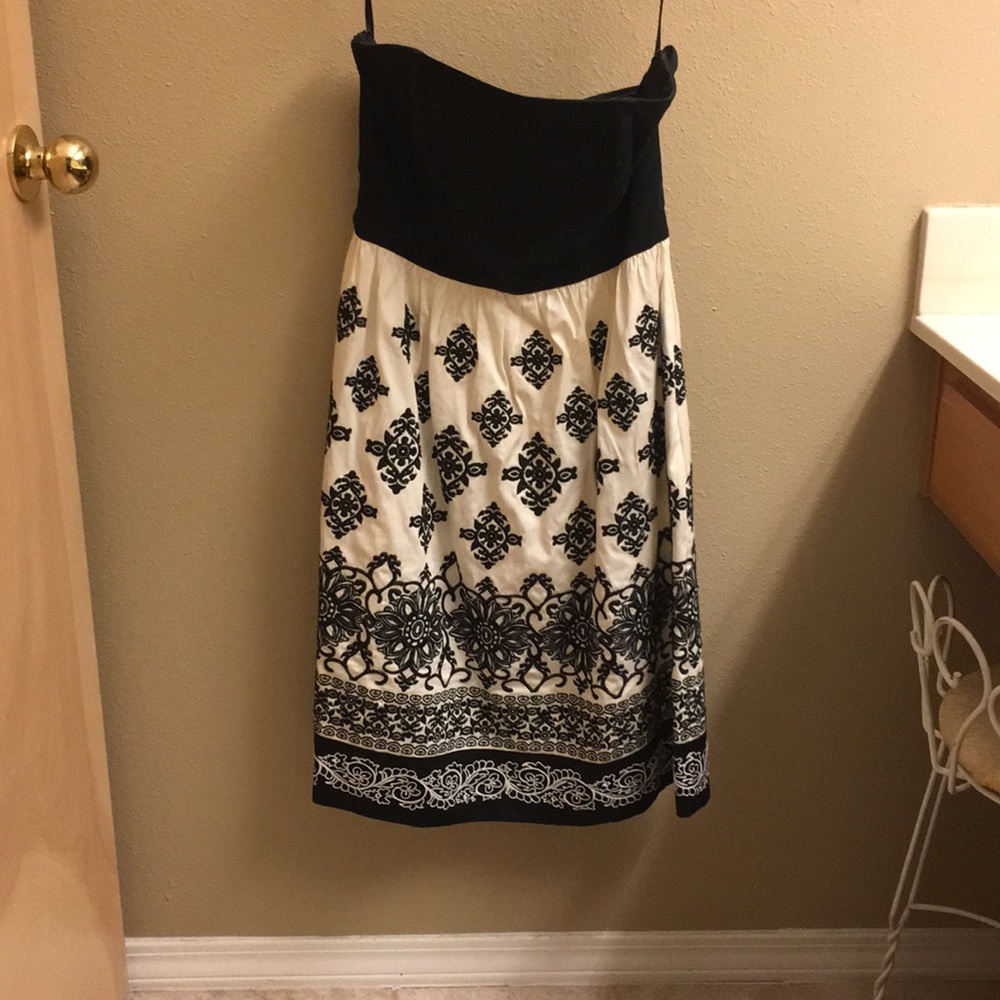 White House Black Market Derby Style Dress